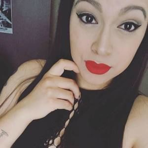 Meet your Posher, Omayra